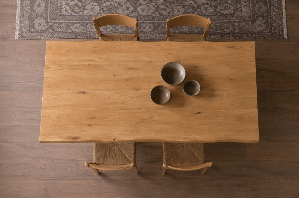 Mesa Taramundi- ambiente- 3.webp