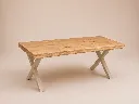 Mesa Quirós con pata beige- bodegón.webp
