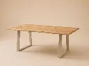 Mesa Cangas pata beige- bodegón 1.webp